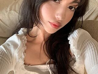 BrianaSteels live webcam thumbnail