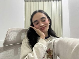 BriannahVixen live webcam thumbnail