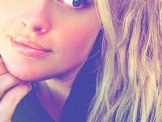 Bridgette03 live webcam thumbnail