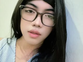 Brieyel18 live webcam thumbnail