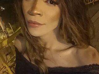 Brihanna_sexxx live webcam thumbnail