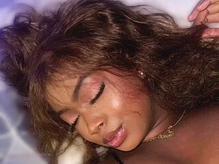Brittanyjhons_ live webcam thumbnail