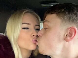 BrokenRomantic live webcam thumbnail