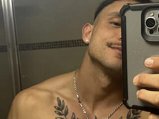 BrolyKun95 live webcam thumbnail