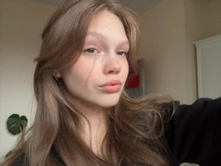 BrookeDyce live webcam thumbnail