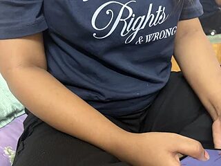 Browngirl7 live webcam thumbnail