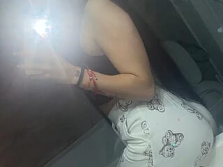 BrunetteYoung live webcam thumbnail