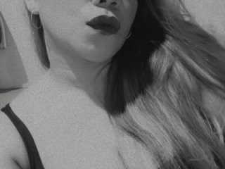 briannalove222 live webcam thumbnail