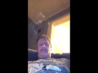 brickmaster2021 live webcam thumbnail
