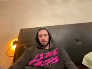 brokenboy7 live webcam thumbnail