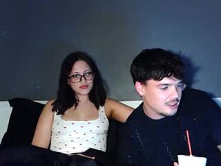 brookeandbarron live webcam thumbnail