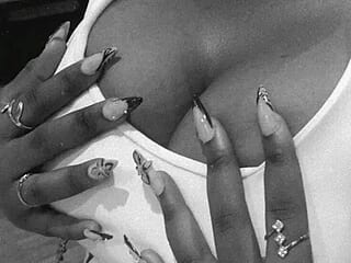 Bumble_babe live webcam thumbnail