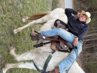 buckincowboy live webcam thumbnail