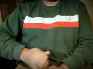burlymonster live webcam thumbnail