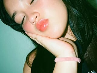 burning_and_hot live webcam thumbnail