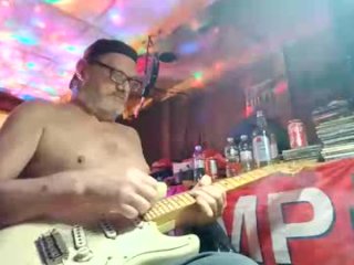busterbuttplug live webcam thumbnail
