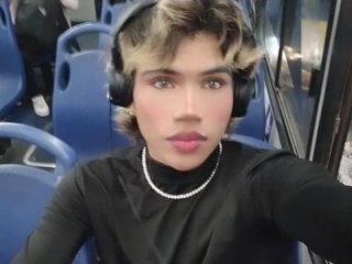bxby_dolls live webcam thumbnail