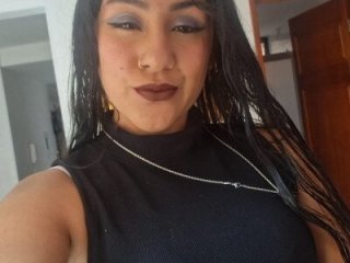 CAROLINE__07 live webcam thumbnail