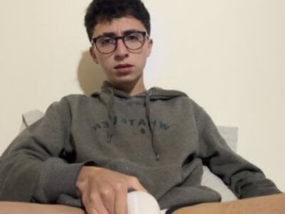 CamiRojas_boy live webcam thumbnail