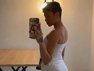 CamilaMorgan5 live webcam thumbnail