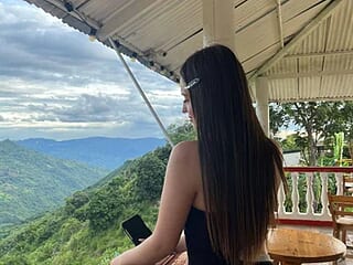 CamilleBlair_ live webcam thumbnail