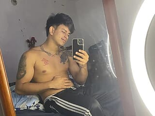 Candy_room36 live webcam thumbnail