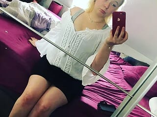 Cariniii live webcam thumbnail
