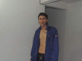 Carlos11123 live webcam thumbnail