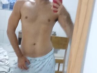 CarlosMenino24 live webcam thumbnail