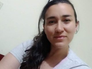 Carolaine_Dh1 live webcam thumbnail