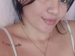 Carolina_Burninng live webcam thumbnail