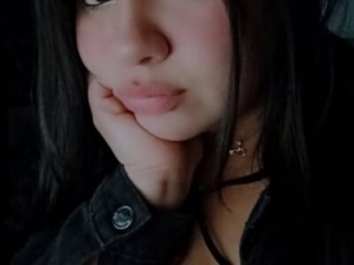 Cassie_Lane live webcam thumbnail
