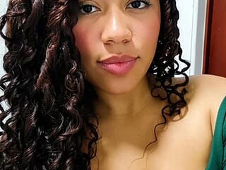 Cataliina_XXX live webcam thumbnail