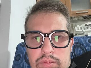 Cazzo1921 live webcam thumbnail