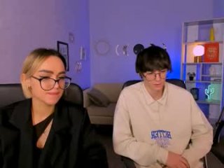 caleb_lichi live webcam thumbnail