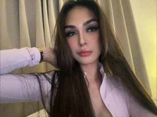 callMeMartina_Lyn live webcam thumbnail