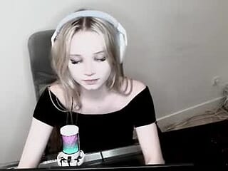 call_mehanna live webcam thumbnail