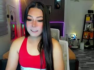 callme_ivyaguas live webcam thumbnail