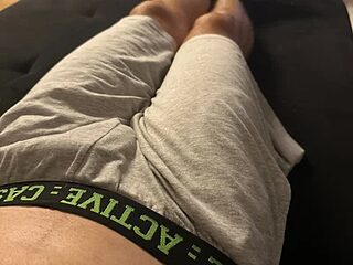 calos84X live webcam thumbnail