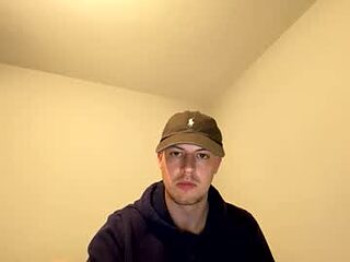 cameron28102004 live webcam thumbnail