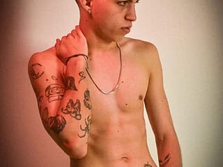 cameron_lux77 live webcam thumbnail