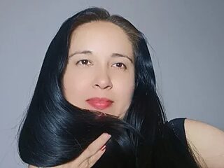 cami_hot_tits live webcam thumbnail