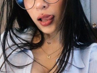 camilita08 live webcam thumbnail