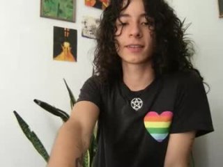 camille_delrey live webcam thumbnail
