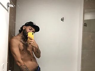 camilorestrepo77 live webcam thumbnail