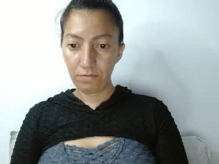 candymilfff live webcam thumbnail