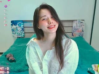 candyy_milika live webcam thumbnail