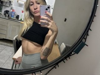 caritadeangellll live webcam thumbnail