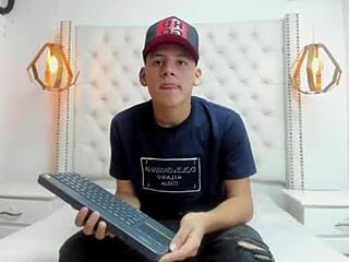 carl_west2 live webcam thumbnail