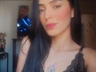 carmela_cute live webcam thumbnail